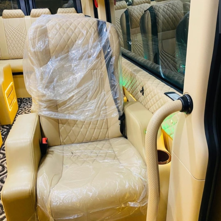 Force Urbania Luxury Luxury Seats